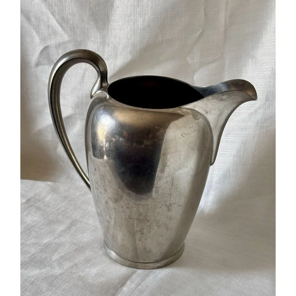 Vintage MCM Pewter Water Pitcher Wilcox Silver Plate Co. Art Deco 2 Quart 8 1/4”